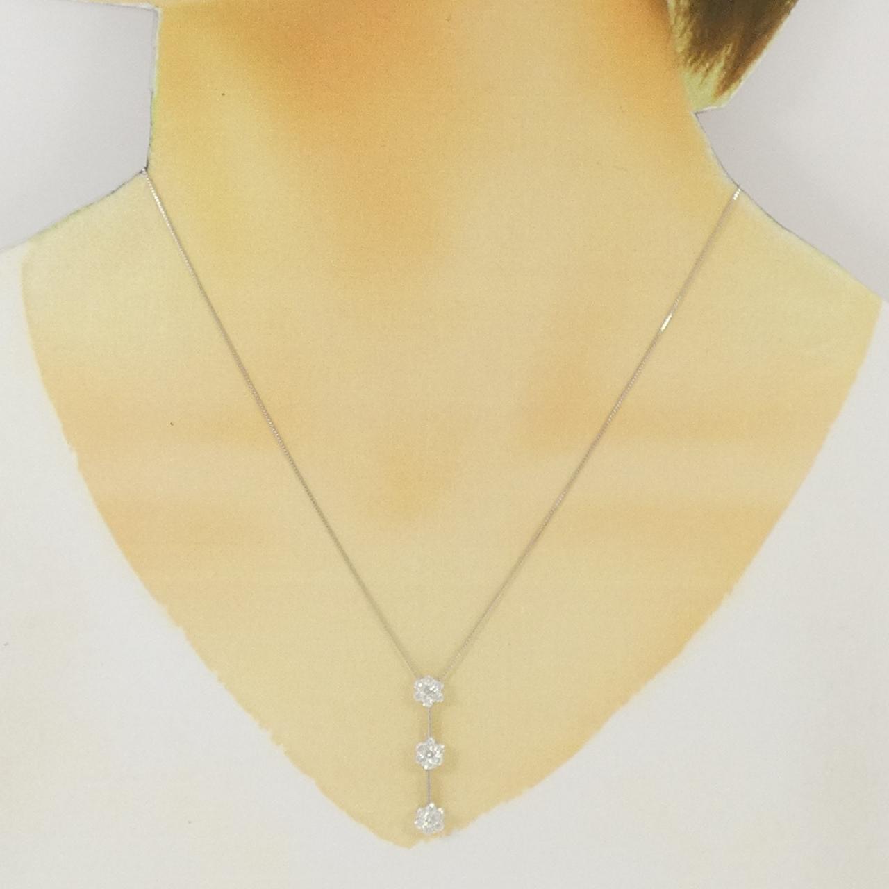 K18WG フラワー ダイヤモンド ネックレス 0.70CT