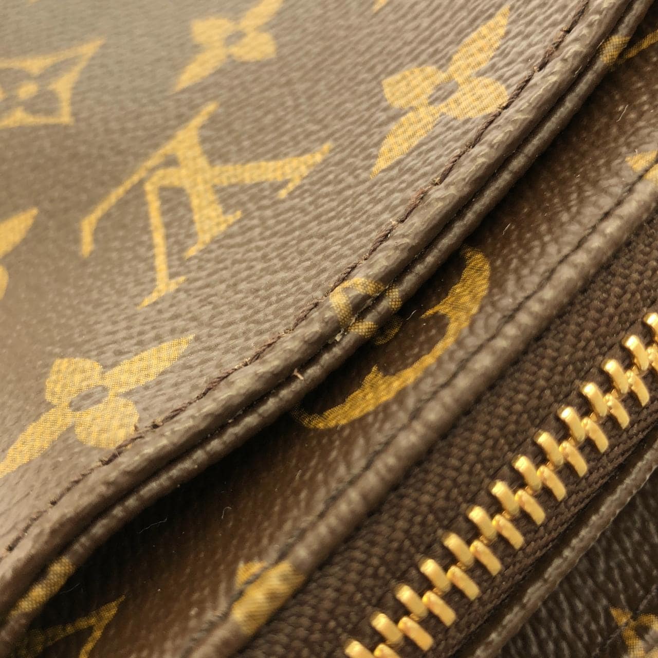 ルイヴィトン モノグラム ヴィバ シテ MM M51164 ショルダーバッグ