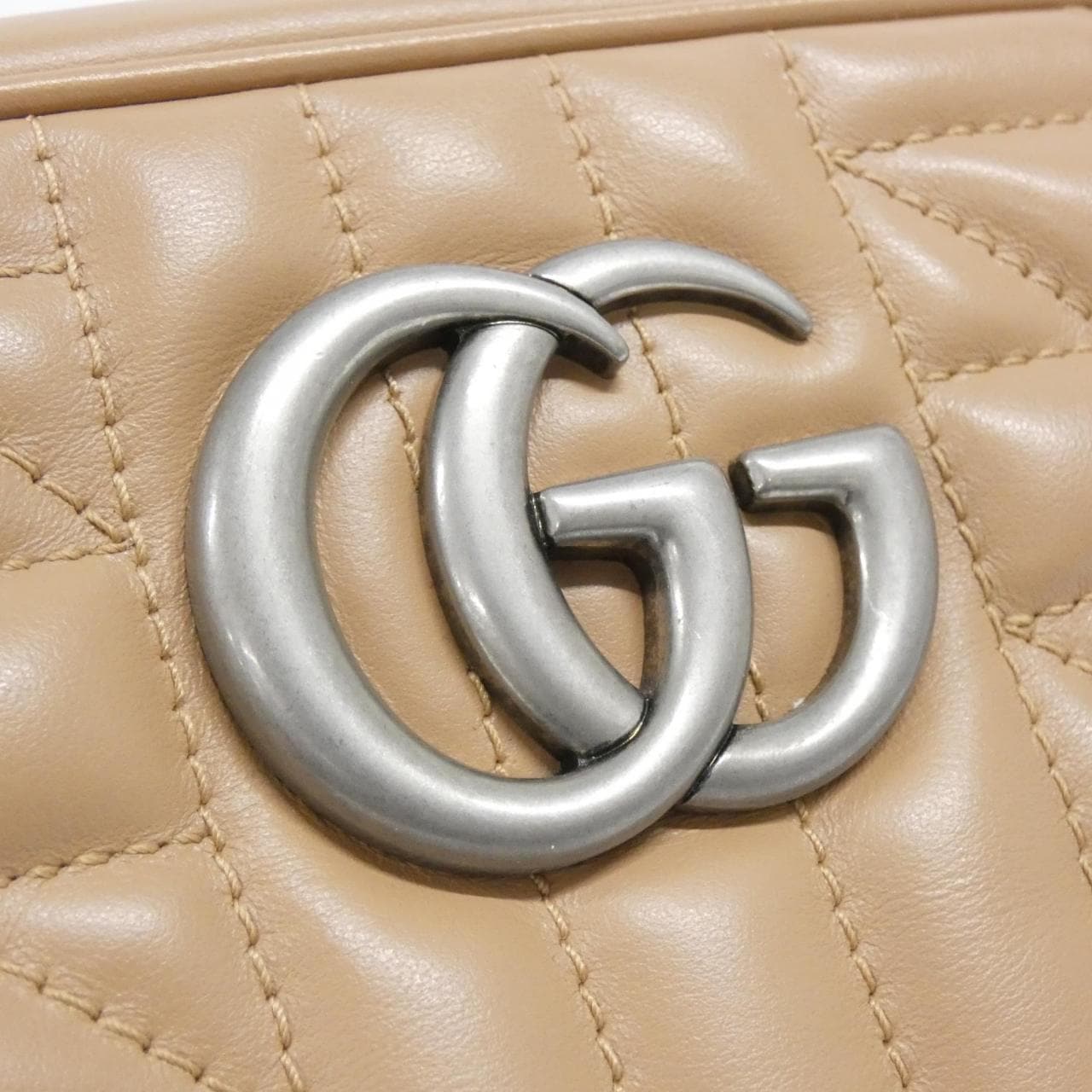 グッチ GG MARMONT 447632 UM8BN ショルダーバッグ