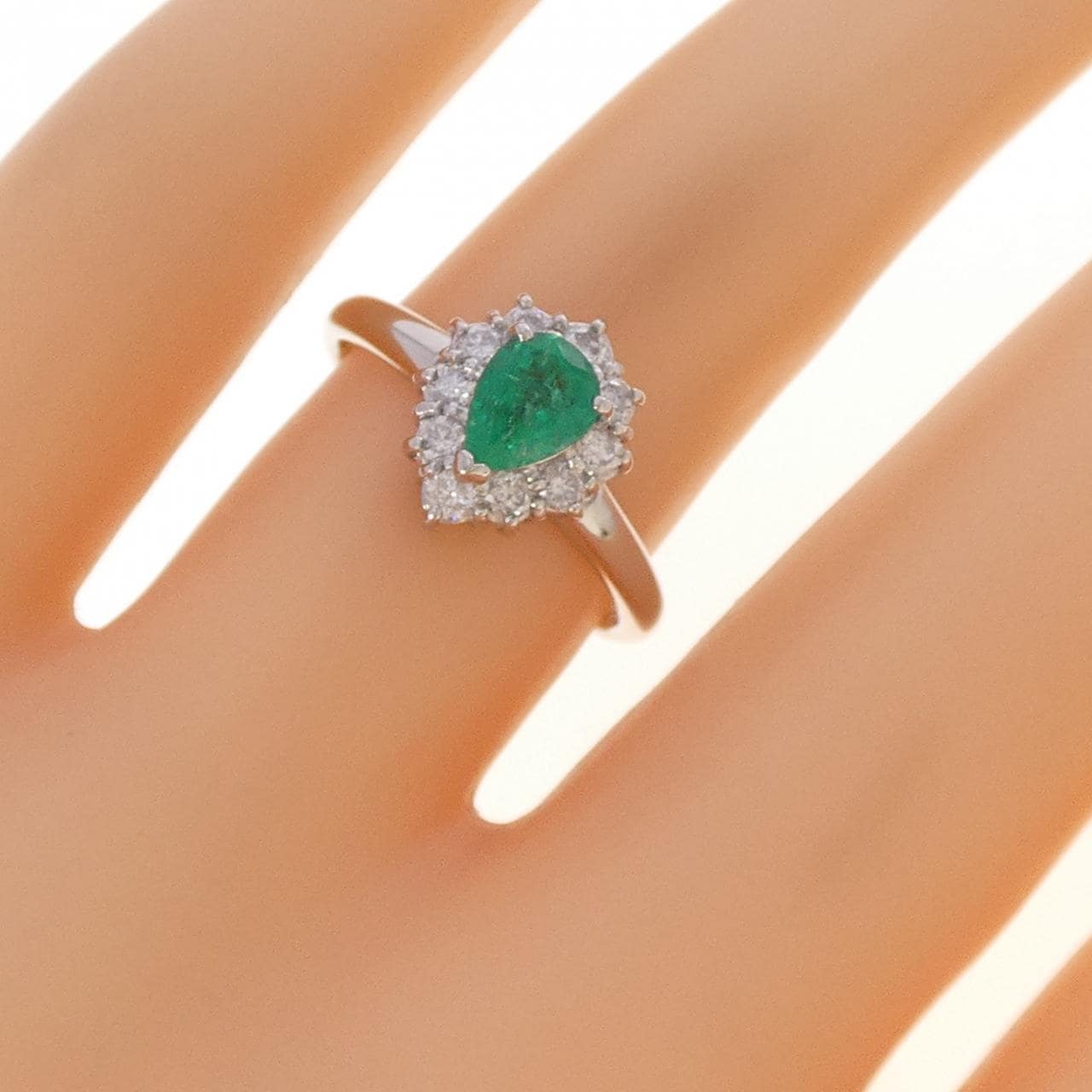 PT900 エメラルド リング 0.50CT