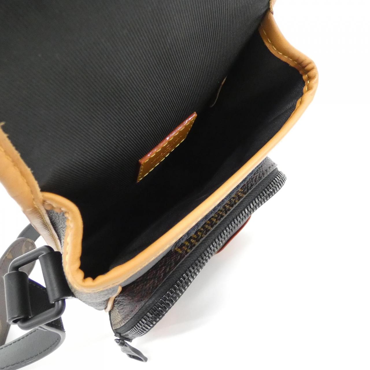 ルイヴィトン ダミエ ジャイアント(LVスクエアード) アマゾン メッセンジャー N40357 ショルダーバッグ