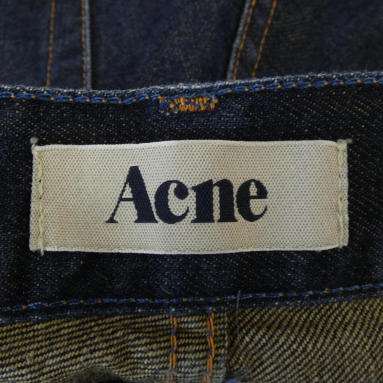 アクネ ACNE ジーンズ