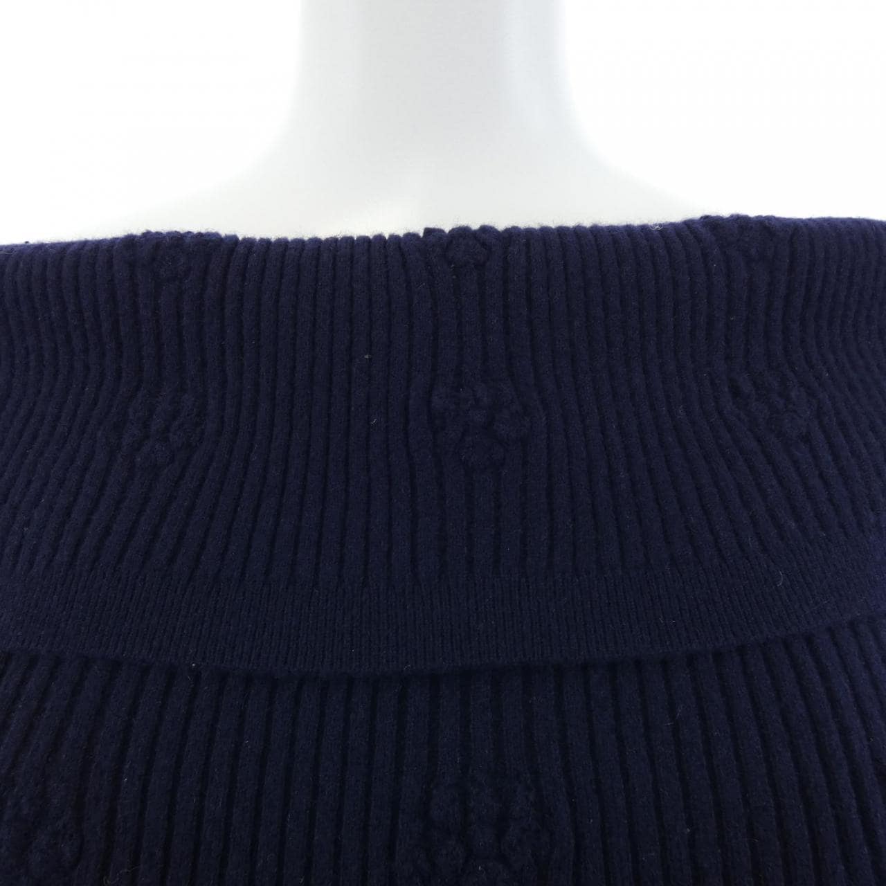 シャネル CHANEL P78670K11367 ニット