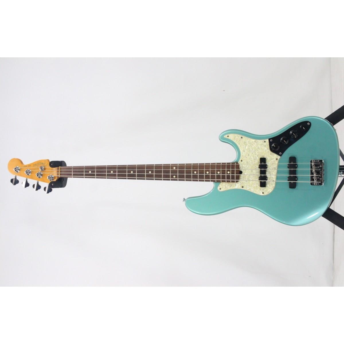 ＦＥＮＤＥＲ　ＡＭＥＲＣＡＮ　　ＤＥＬＵＸＥ　ＪＡＺＺＢＡＳＳ