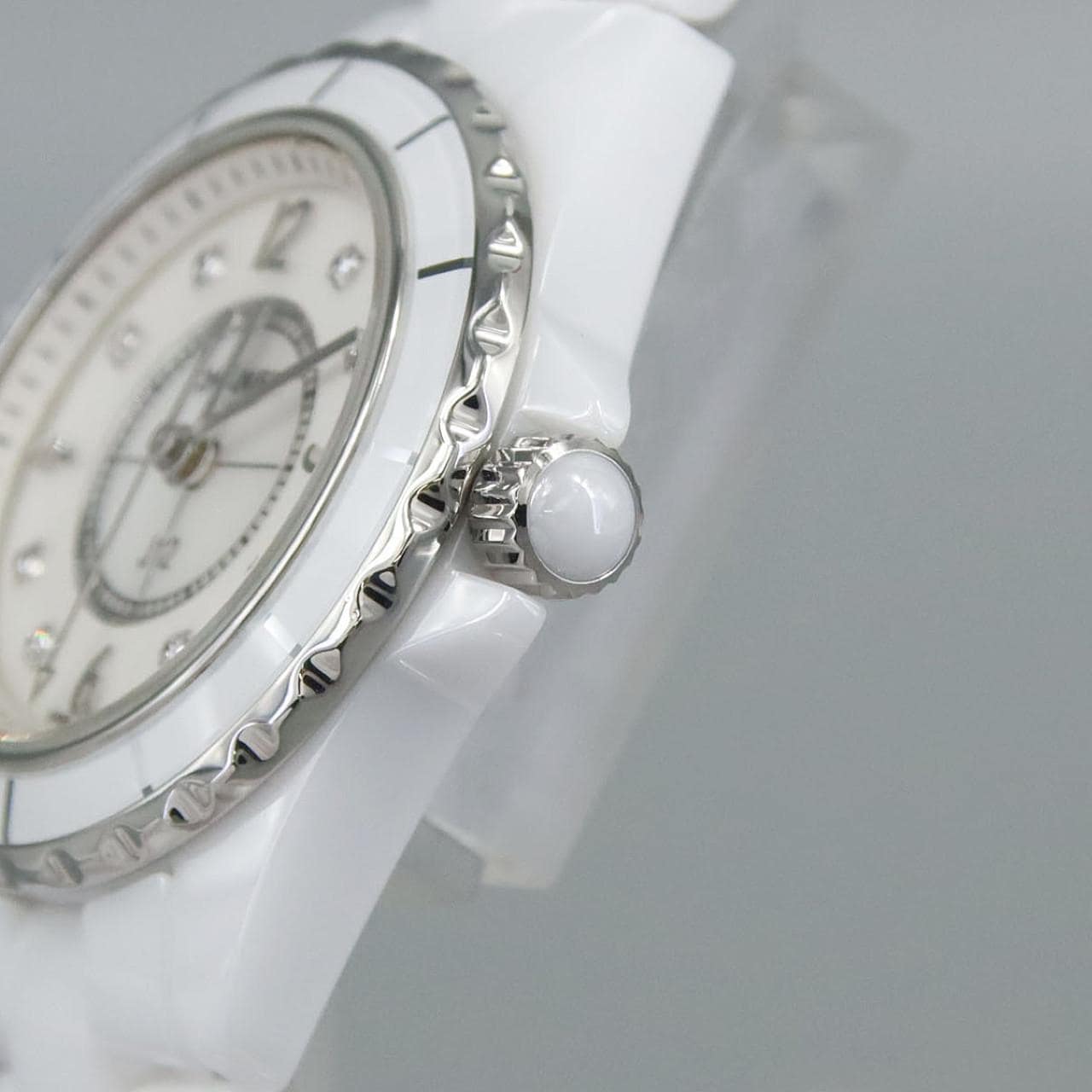 シャネル J12 29mmセラミック･8P H2570 セラミック クォーツ