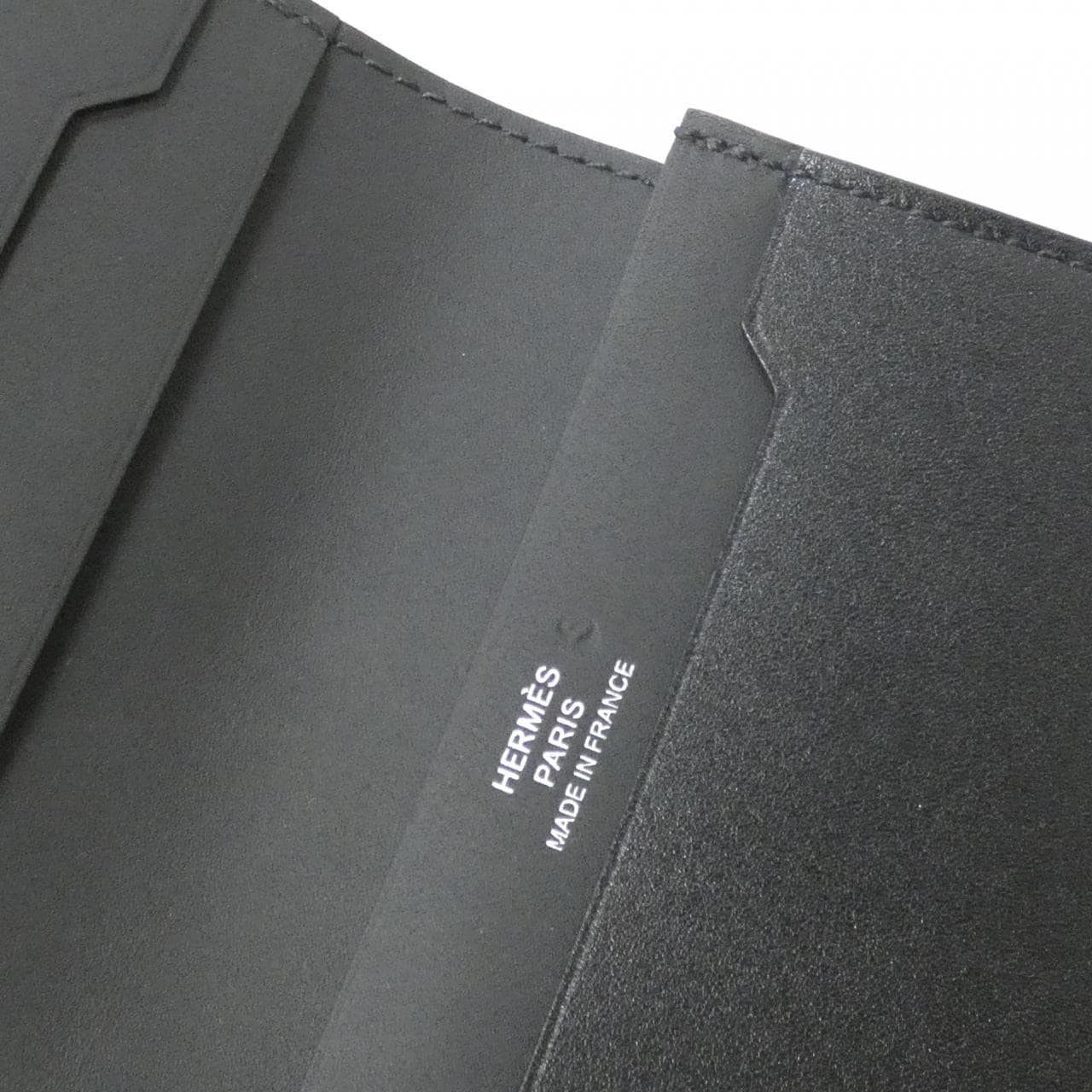 エルメス マンハッタン コンパクト 070564CA 札入れ