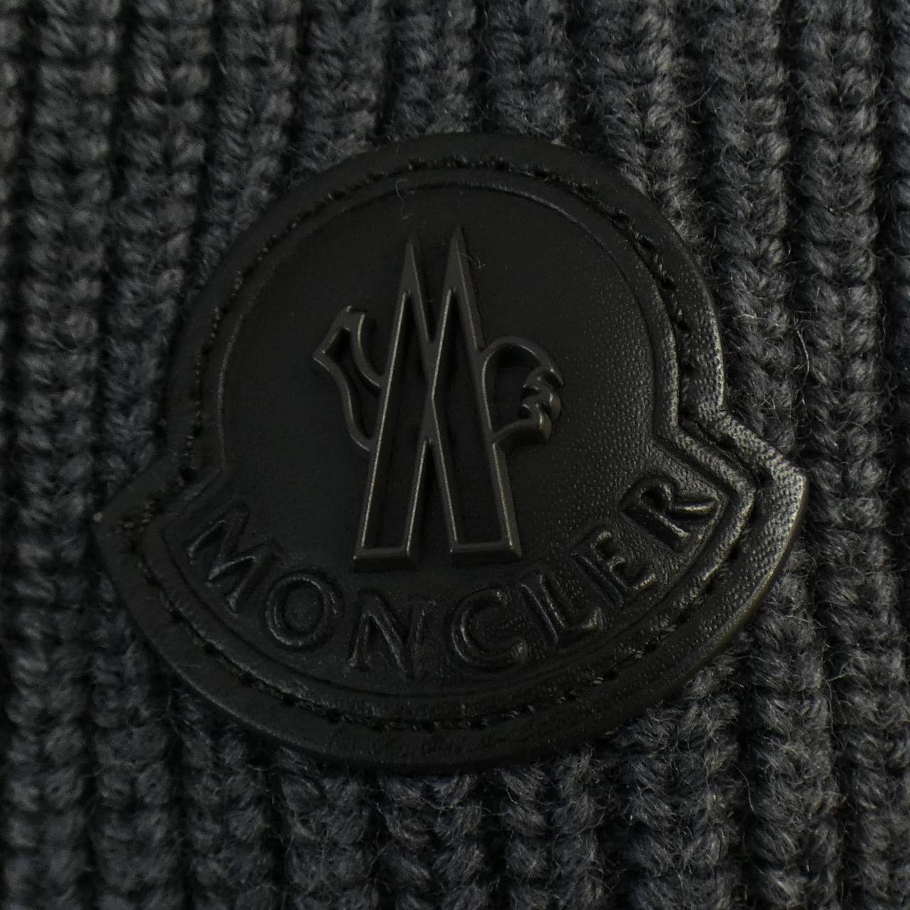 モンクレール MONCLER ダウンジャケット