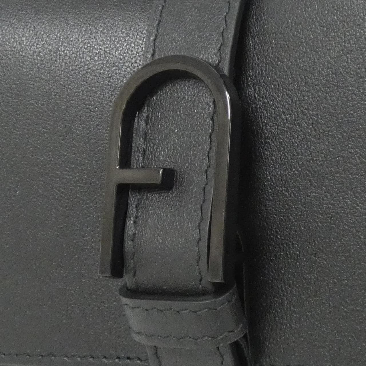 【新品】フルラ FLOW WB01032 ショルダーバッグ