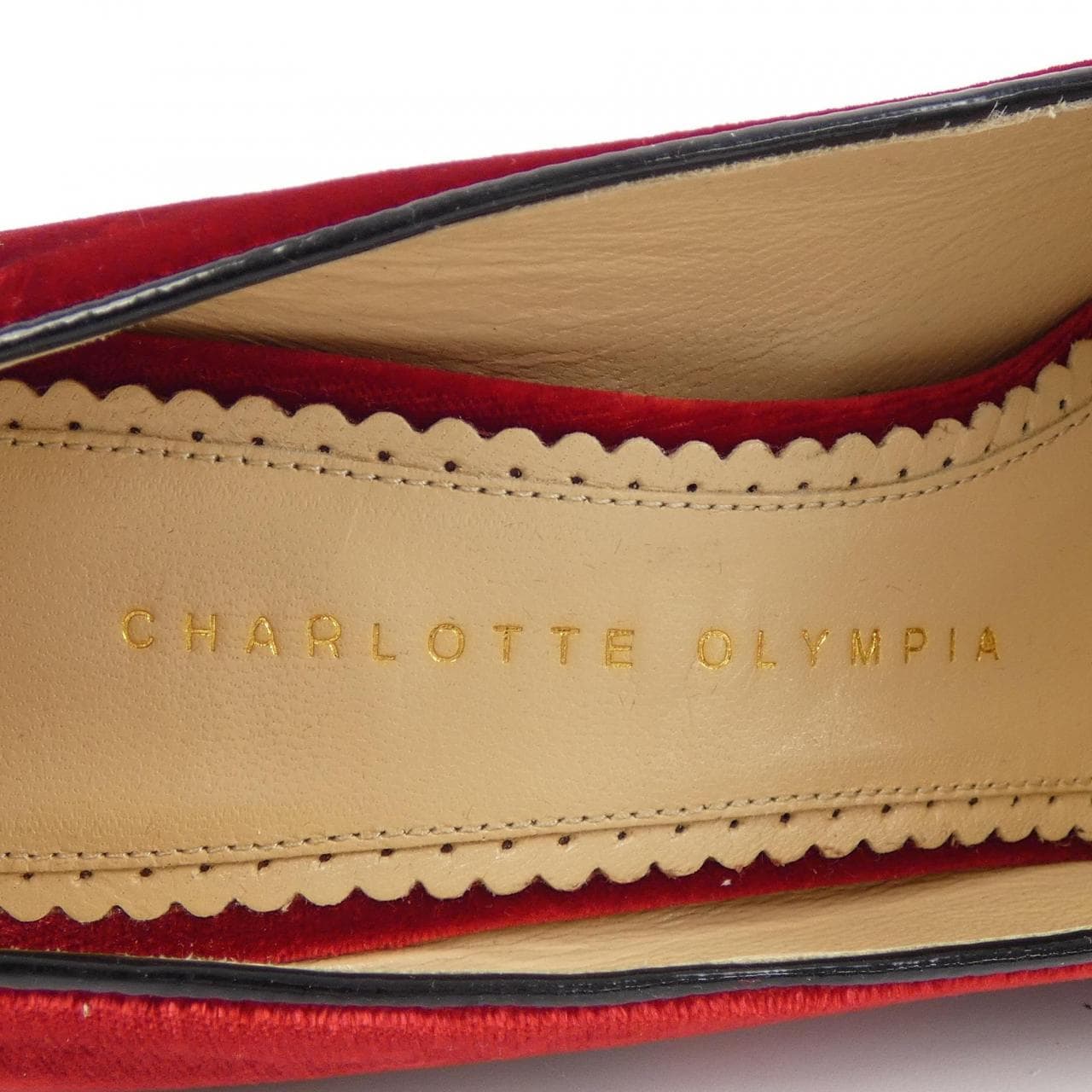 シャーロット オリンピア CHARLOTTE OLYMPIA パンプス