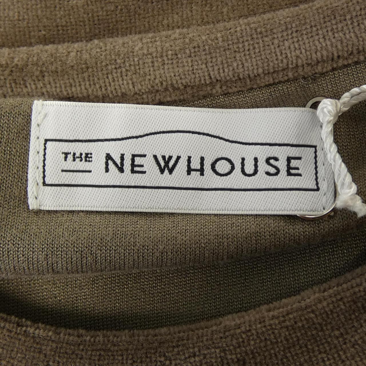 ザニューハウス THE NEWHOUSE トップス