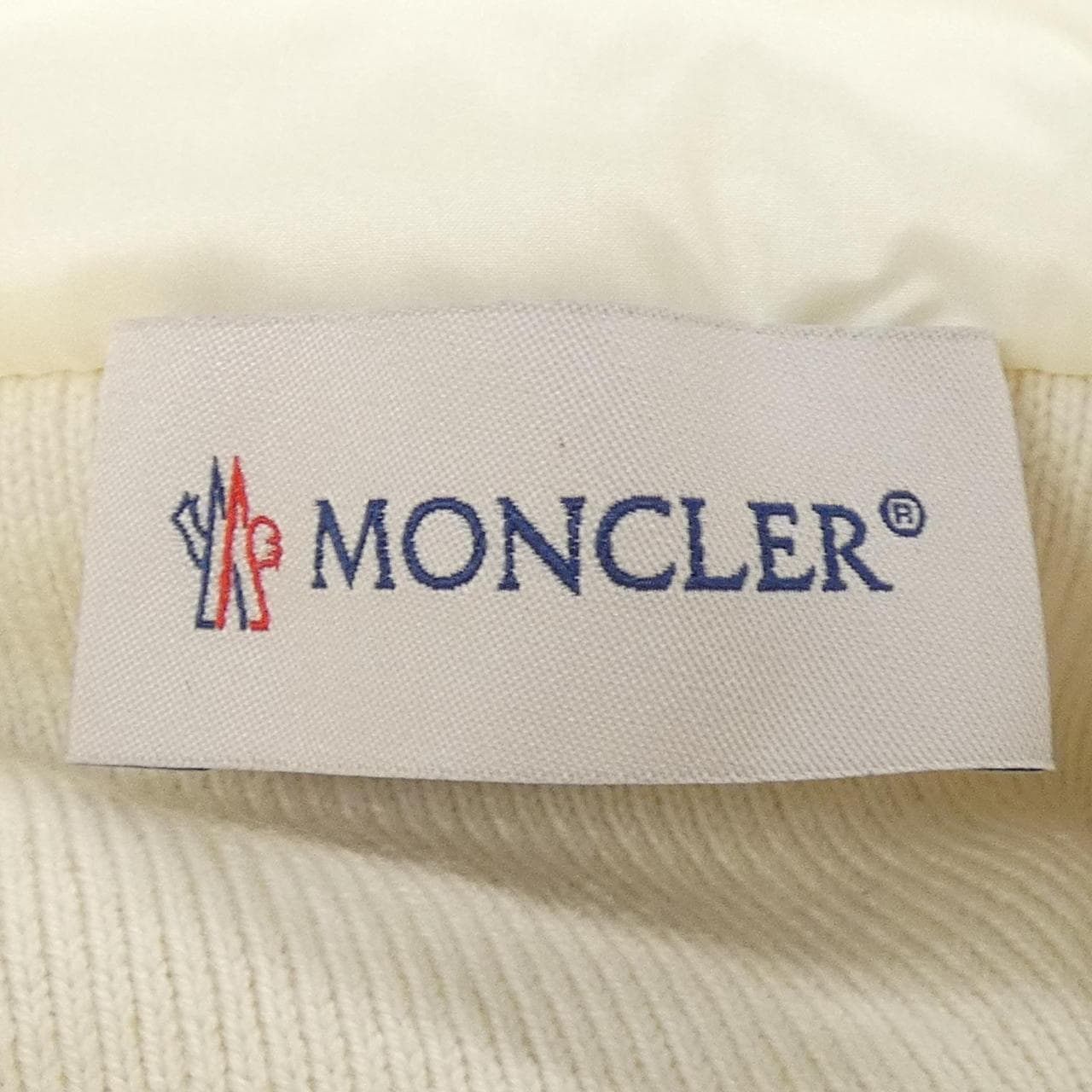 モンクレール MONCLER K2093 9B00019 ダウンジャケット