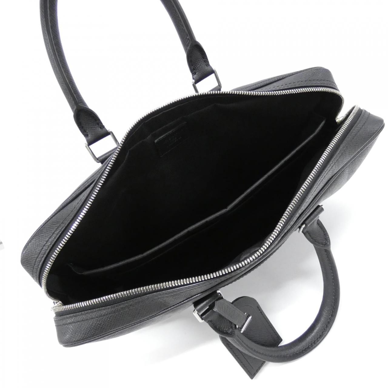 ルイヴィトン タイガ ポルト ドキュマン ヴォワヤージュ M30925 バッグ