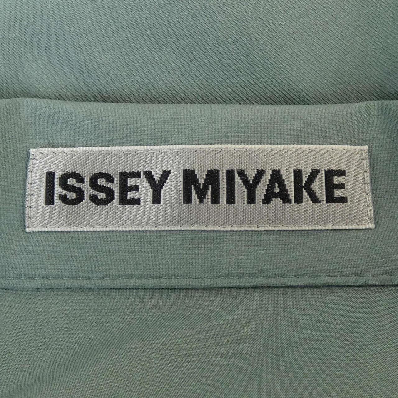 イッセイミヤケ ISSEY MIYAKE IM13FJ050 シャツ