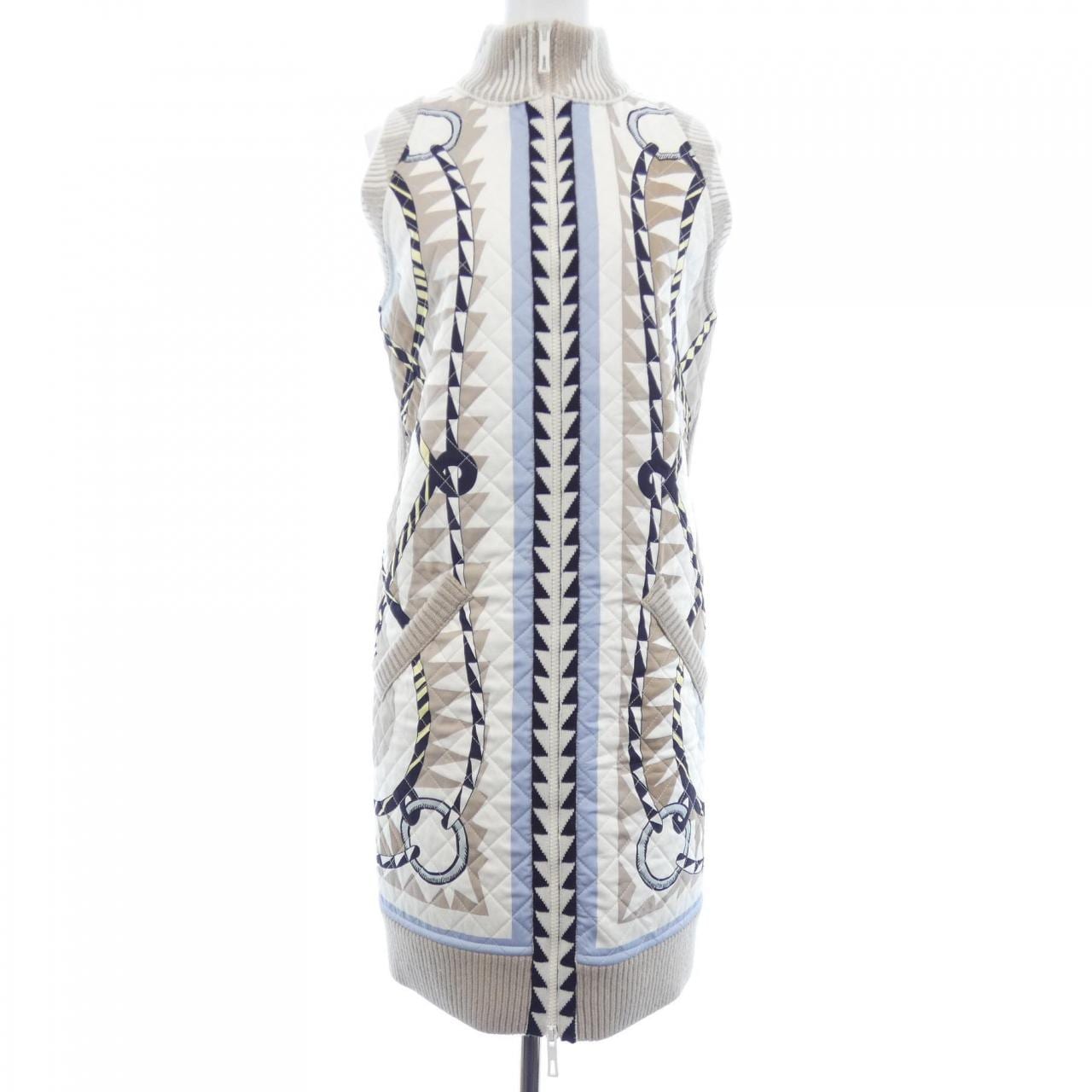 エルメス HERMES FIGURE ARTISTIQUE 3H2841DJ ダウンベスト