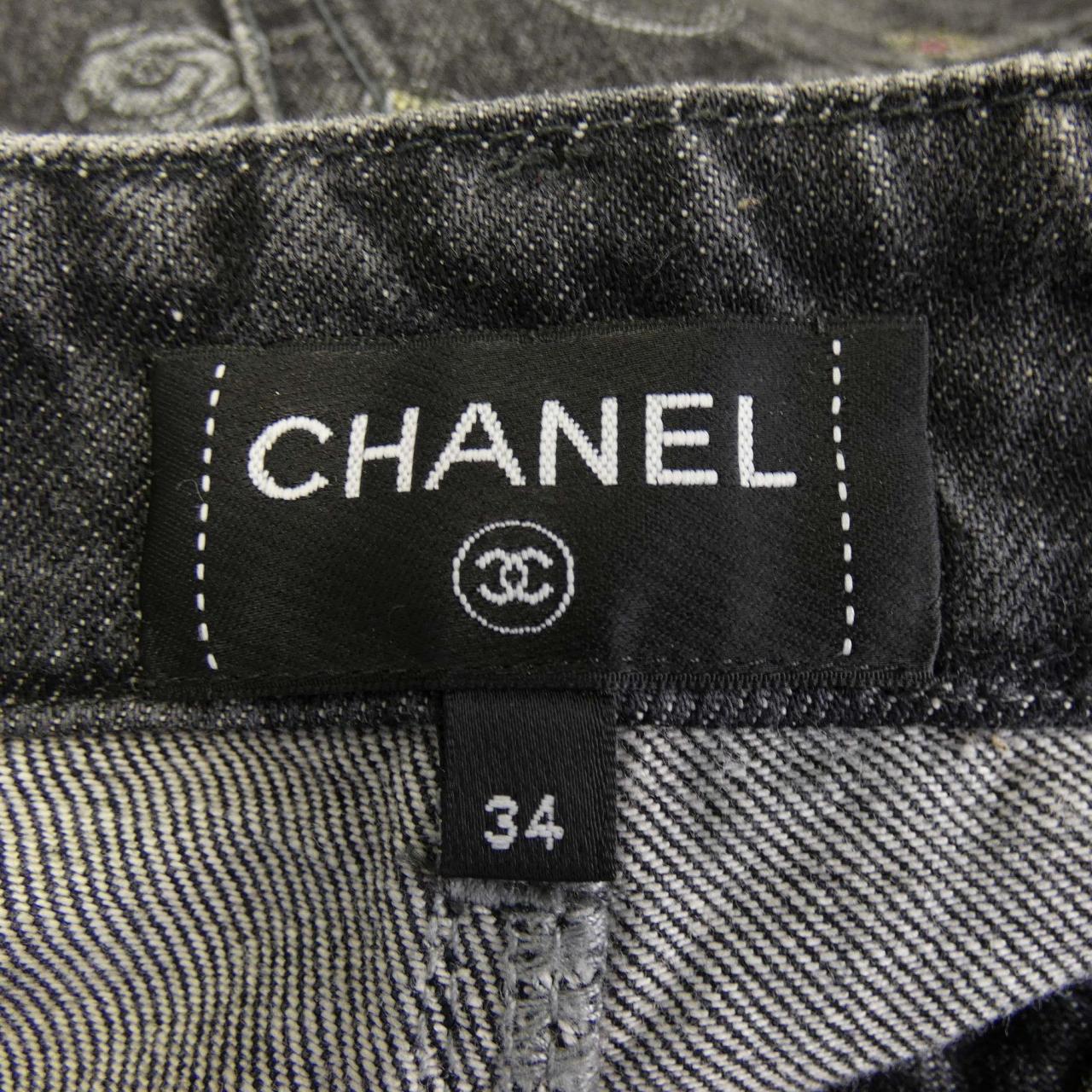 シャネル CHANEL LOOK35 P80315V72727 25B ショートパンツ