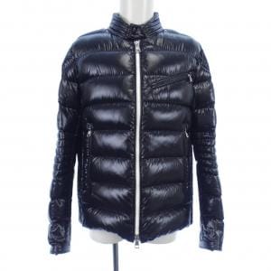 モンクレール MONCLER ダウンジャケット