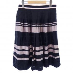 トゥービーシック TO BE CHIC スカート