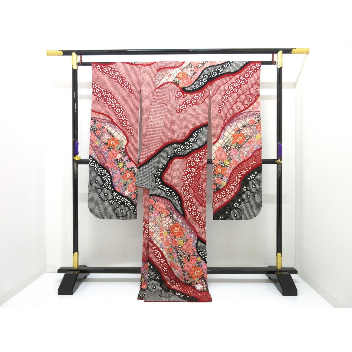 振袖　友禅金彩加工　刺繍入り絞り加工