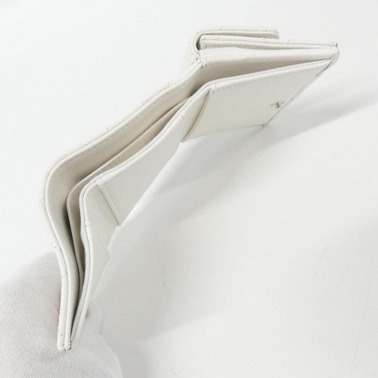 【未使用品】シャネル AP3725 財布