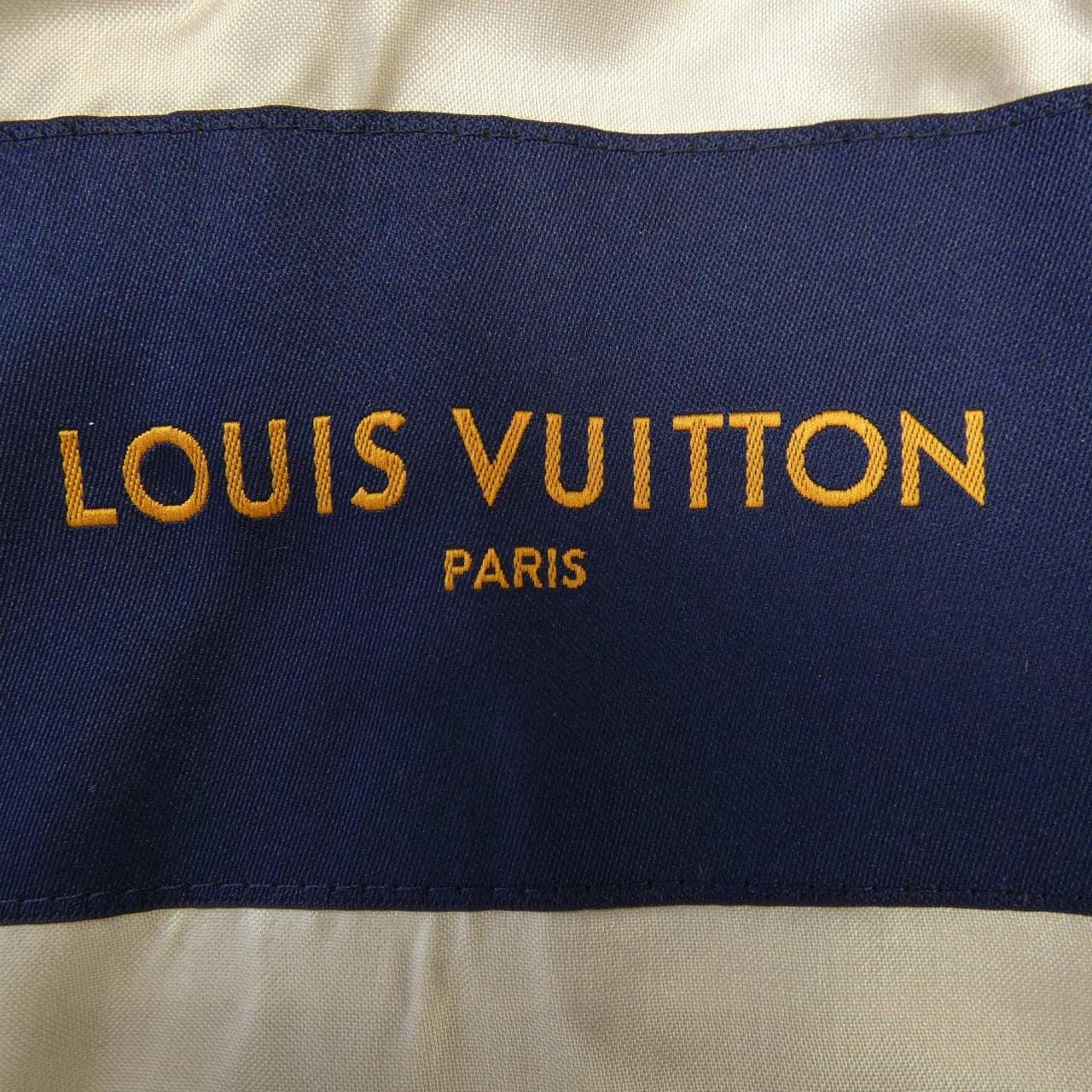 ルイヴィトン LOUIS VUITTON マルチパッチミックスドレザーバーシティブルゾン HNL91EMJY スタジャン