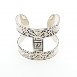 エルメス トゥアレグ バングル