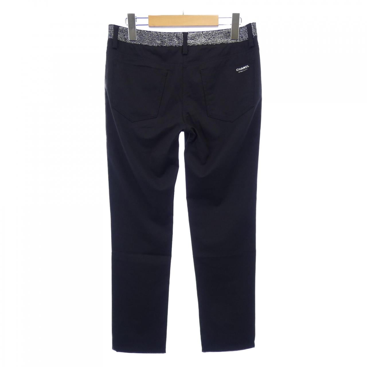 CHANEL P37721W04460 Pants