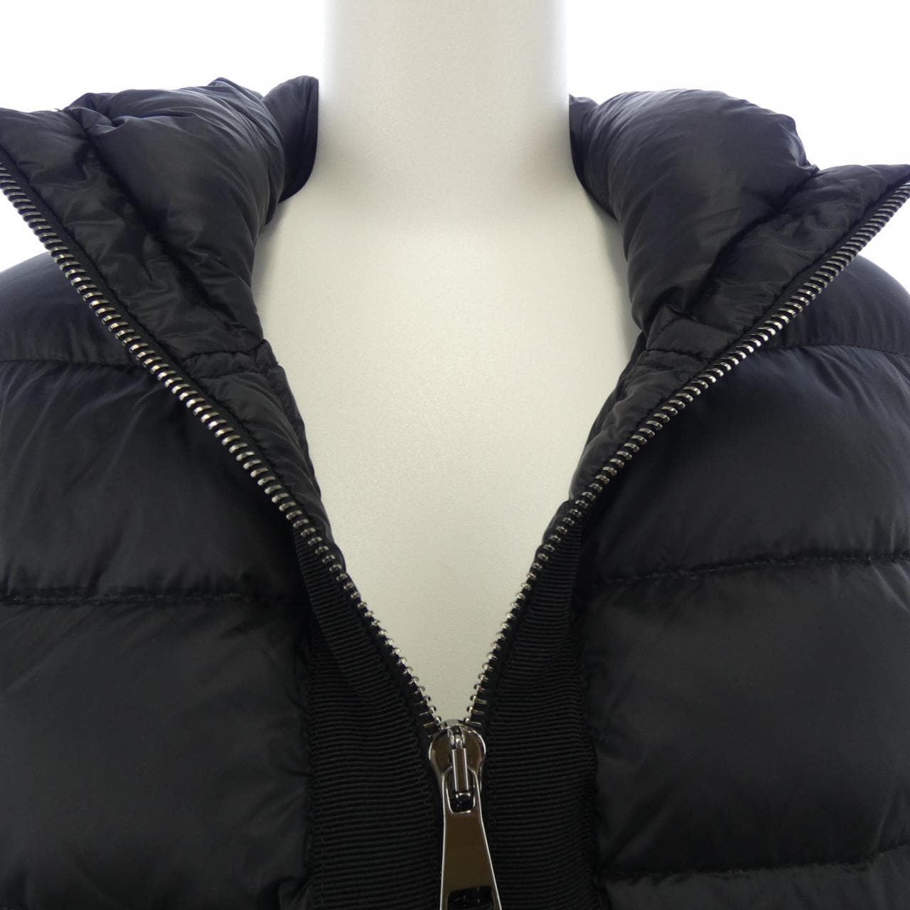 モンクレール MONCLER 20939455700 ダウンジャケット