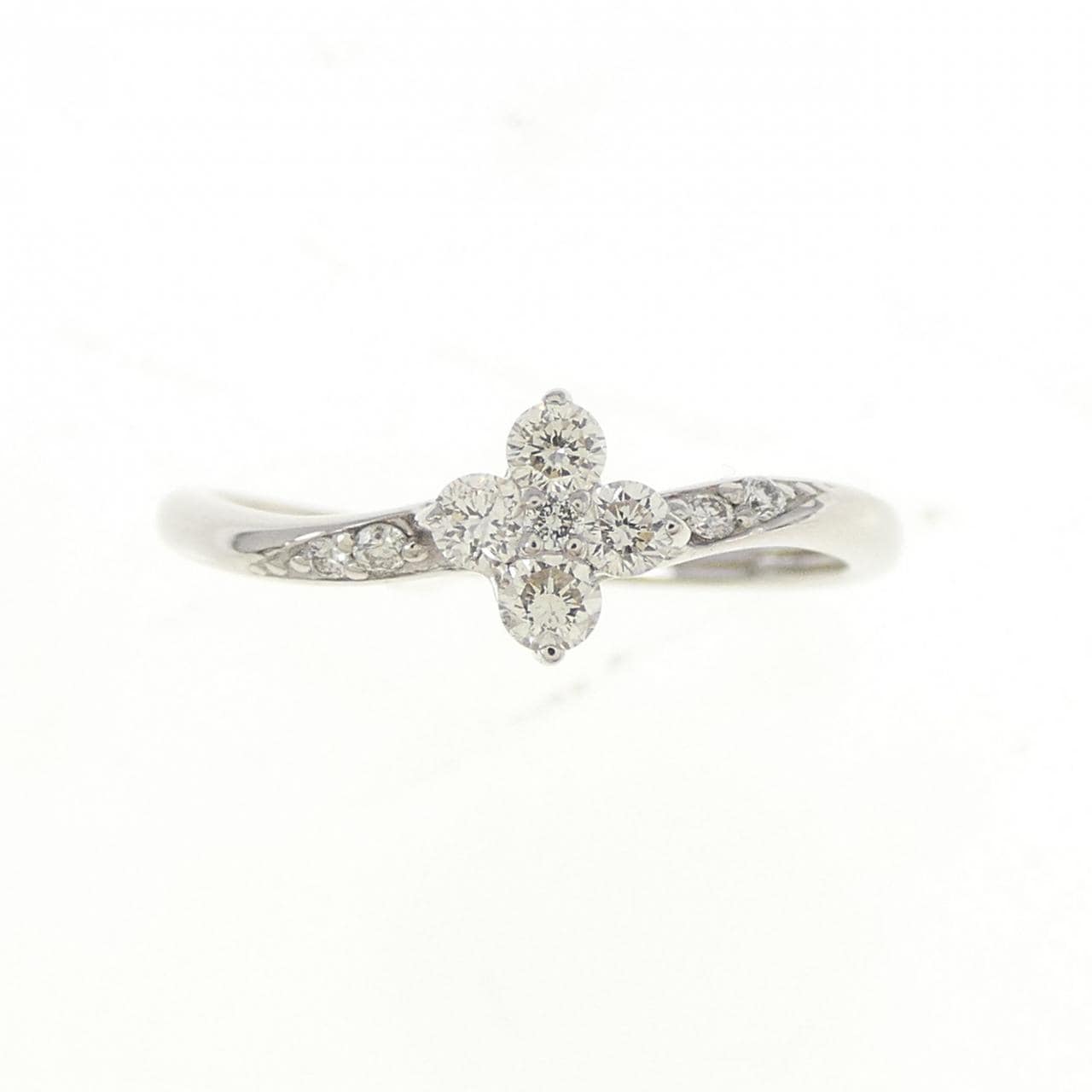 PT900 ダイヤモンド リング 0.15CT