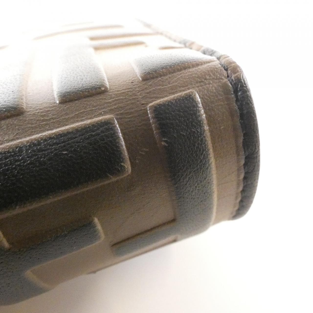 フェンディ FF DIAMOND 8M0365 ADYM チェーンウォレット