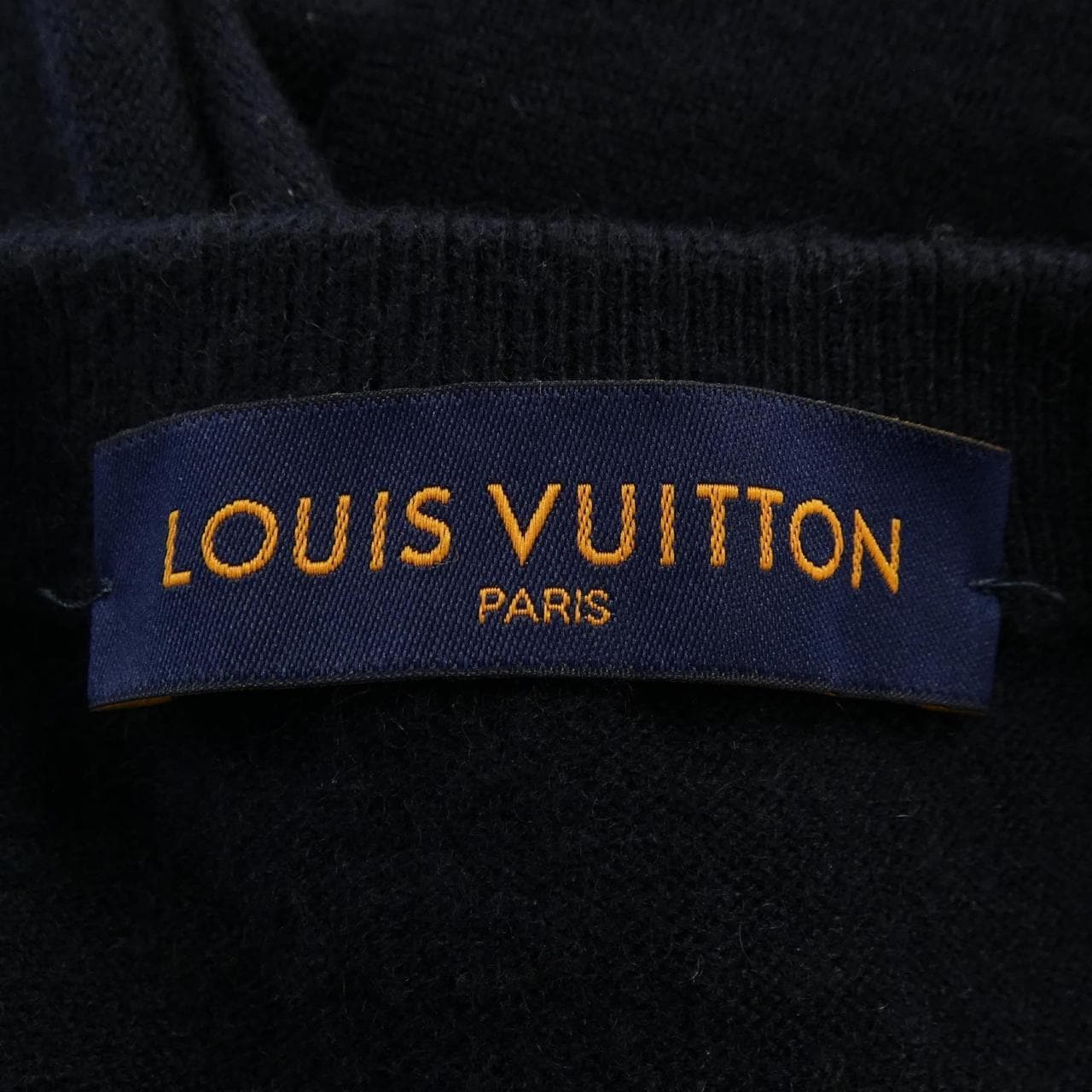 ルイヴィトン LOUIS VUITTON インタルシアジャカードグラフィックカシミヤクルーネック　NIGO HMN02WDLB ニット