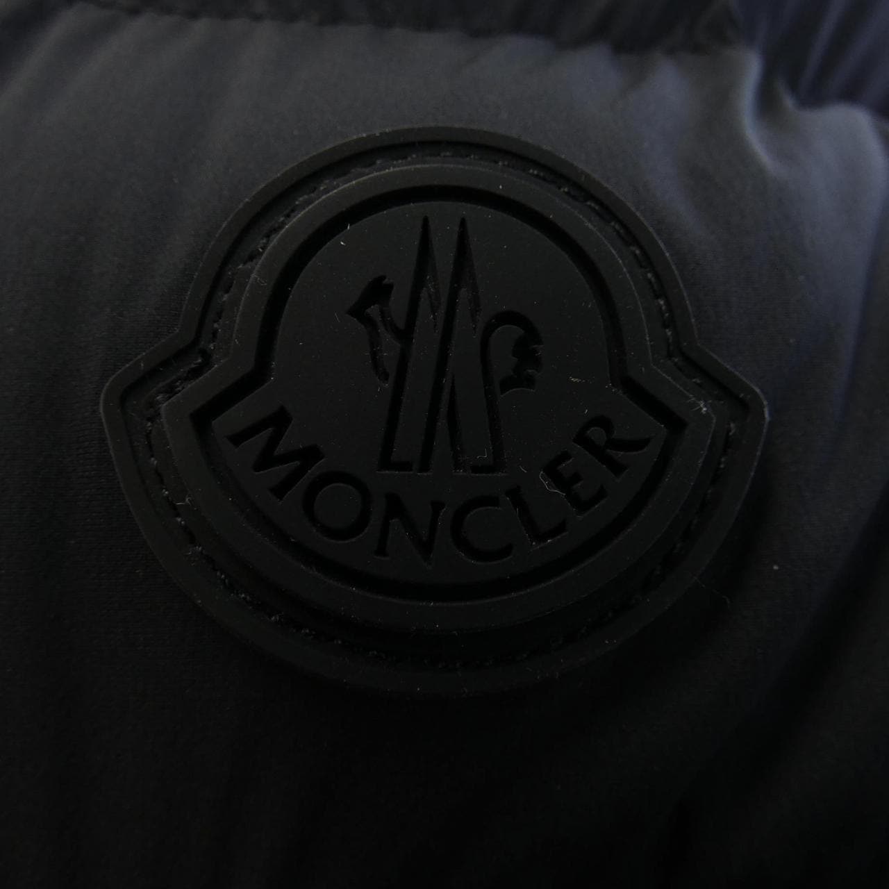 MONCLER蒙克勒羽绒服