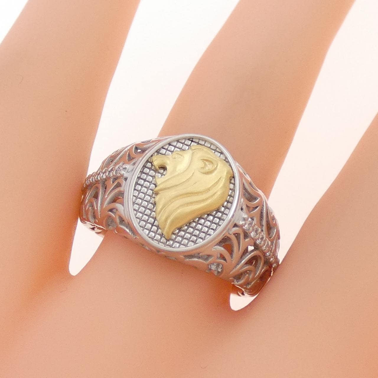 PT950/K18YG ライオン ダイヤモンド リング 0.126CT