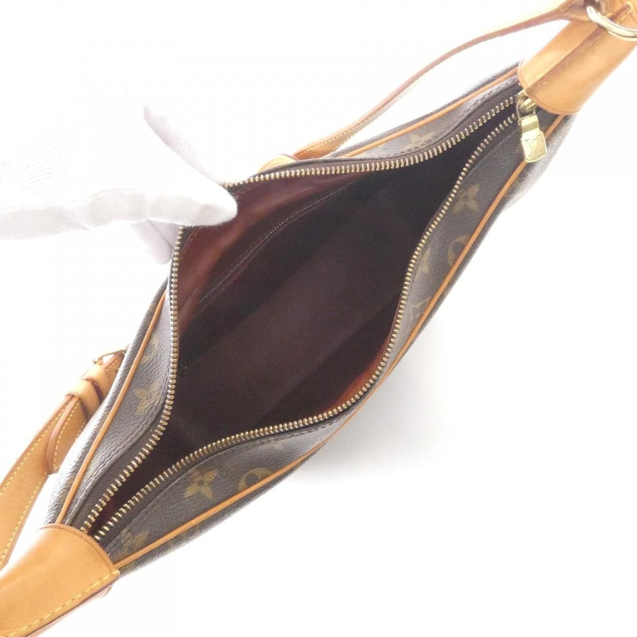 LOUIS VUITTON Monogram Boulogne 30cm M51265 Shoulder Bag