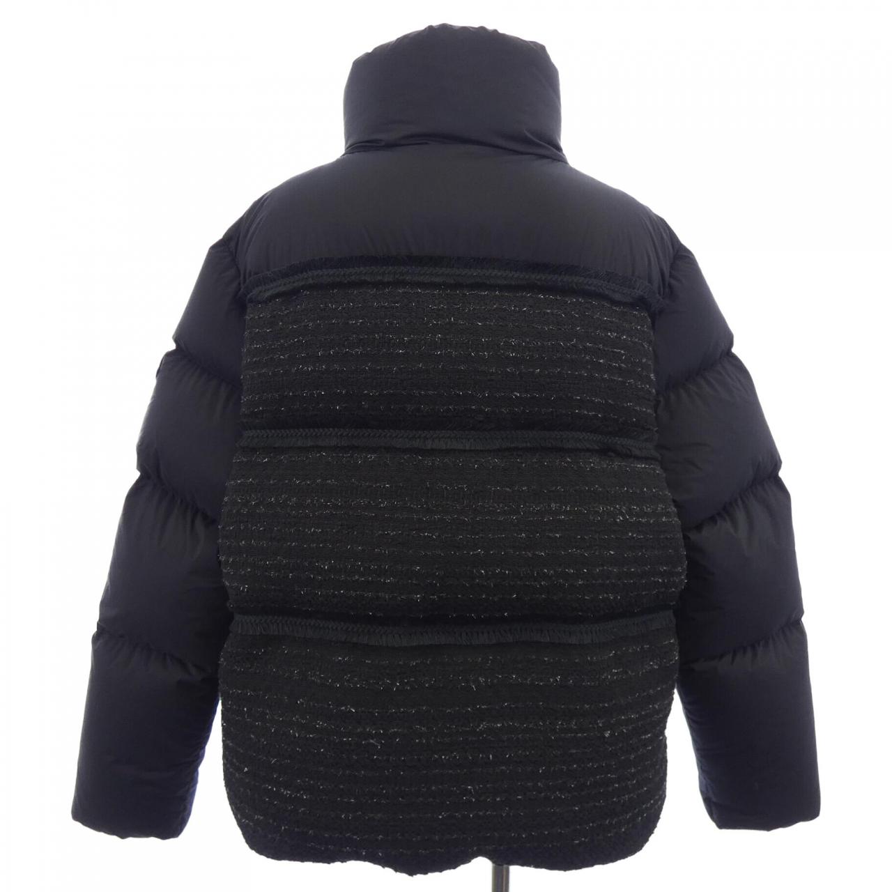 モンクレール MONCLER ダウンジャケット