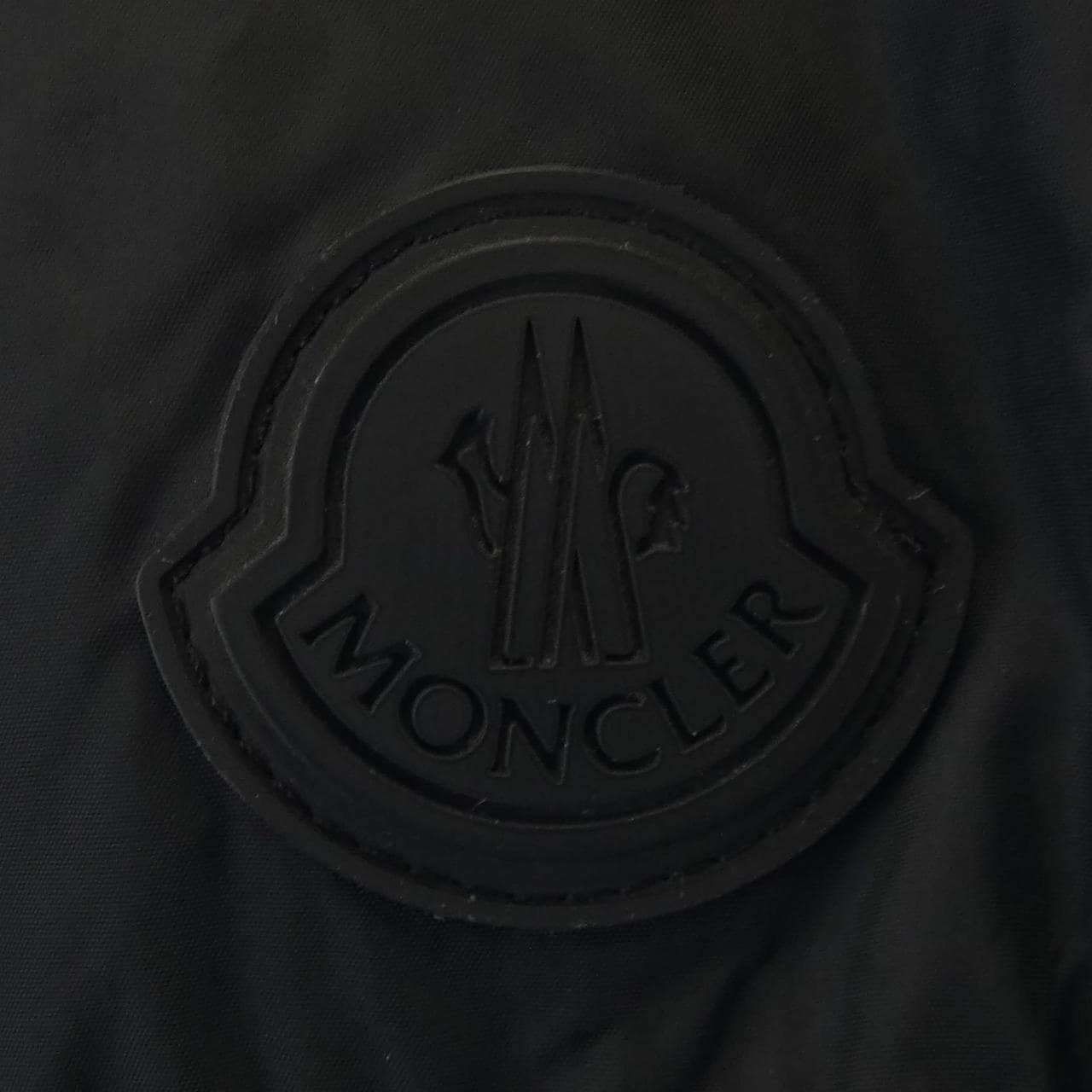 MONCLER MONCLER MONTCLA 羽绒服