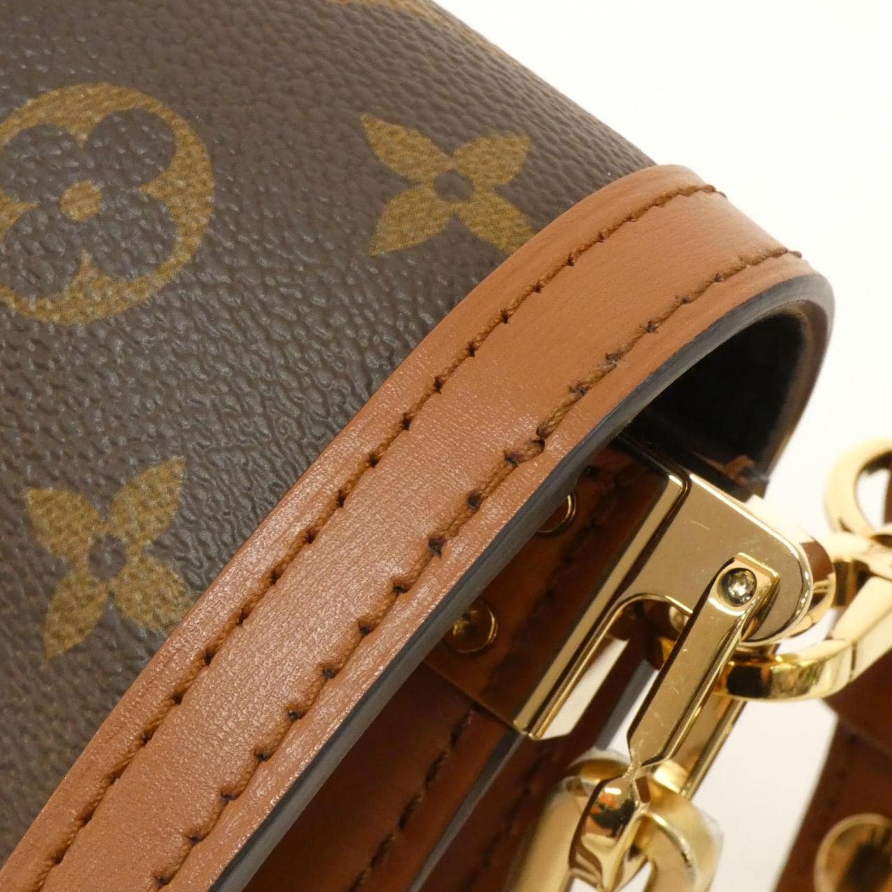 LOUIS VUITTON Monogram Reverse Dauphine MM M44391 肩背包