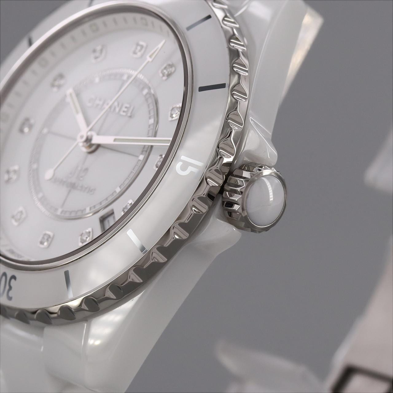 シャネル J12キャリバー12.1 38mmセラミック･12P H5705 セラミック 自動巻