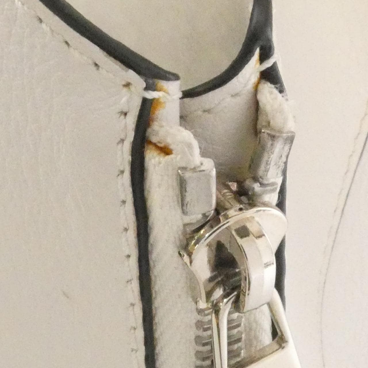 ロエベ ハンモック スモール 387 30 N60 ショルダーバッグ