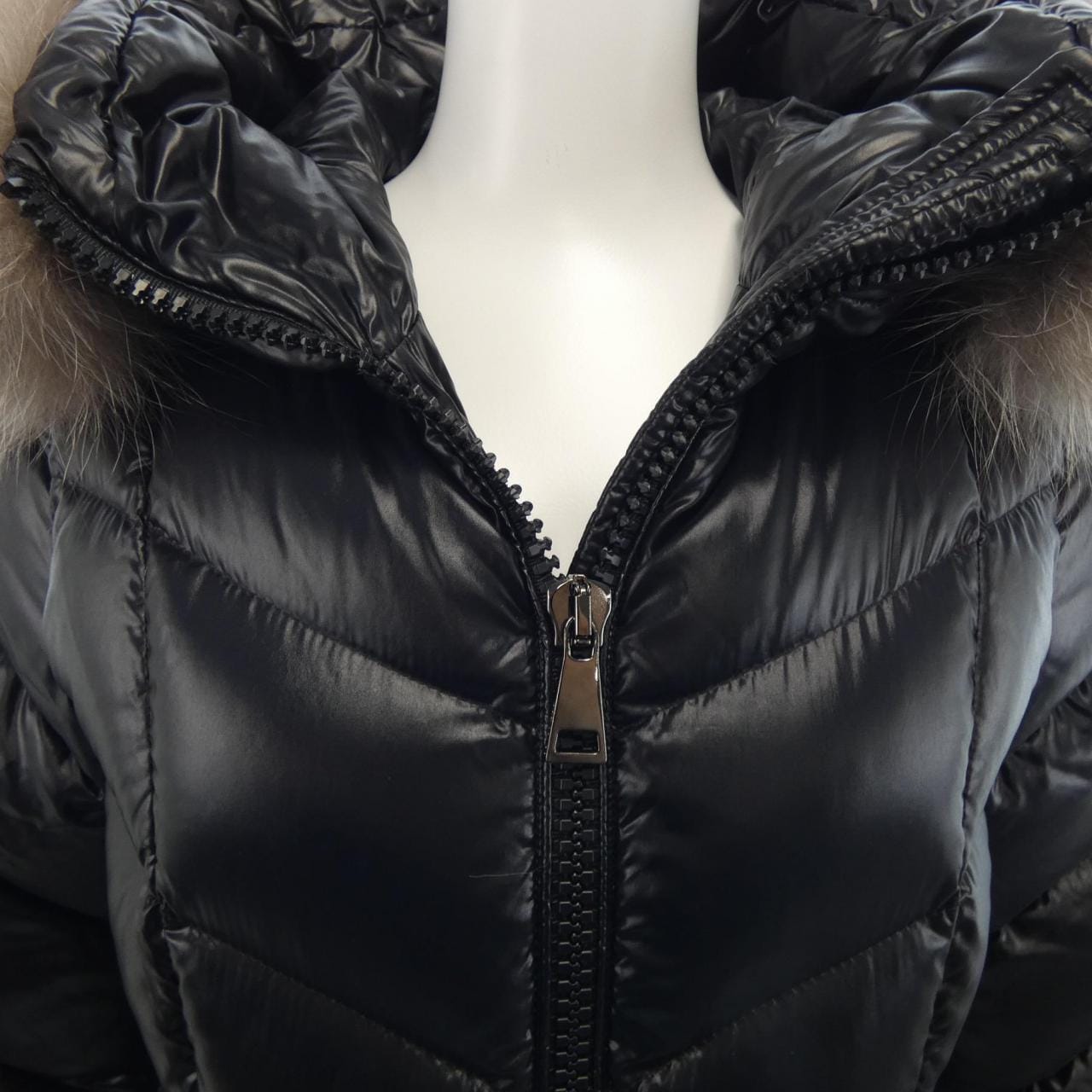 モンクレール MONCLER FULMARUS ダウンコート