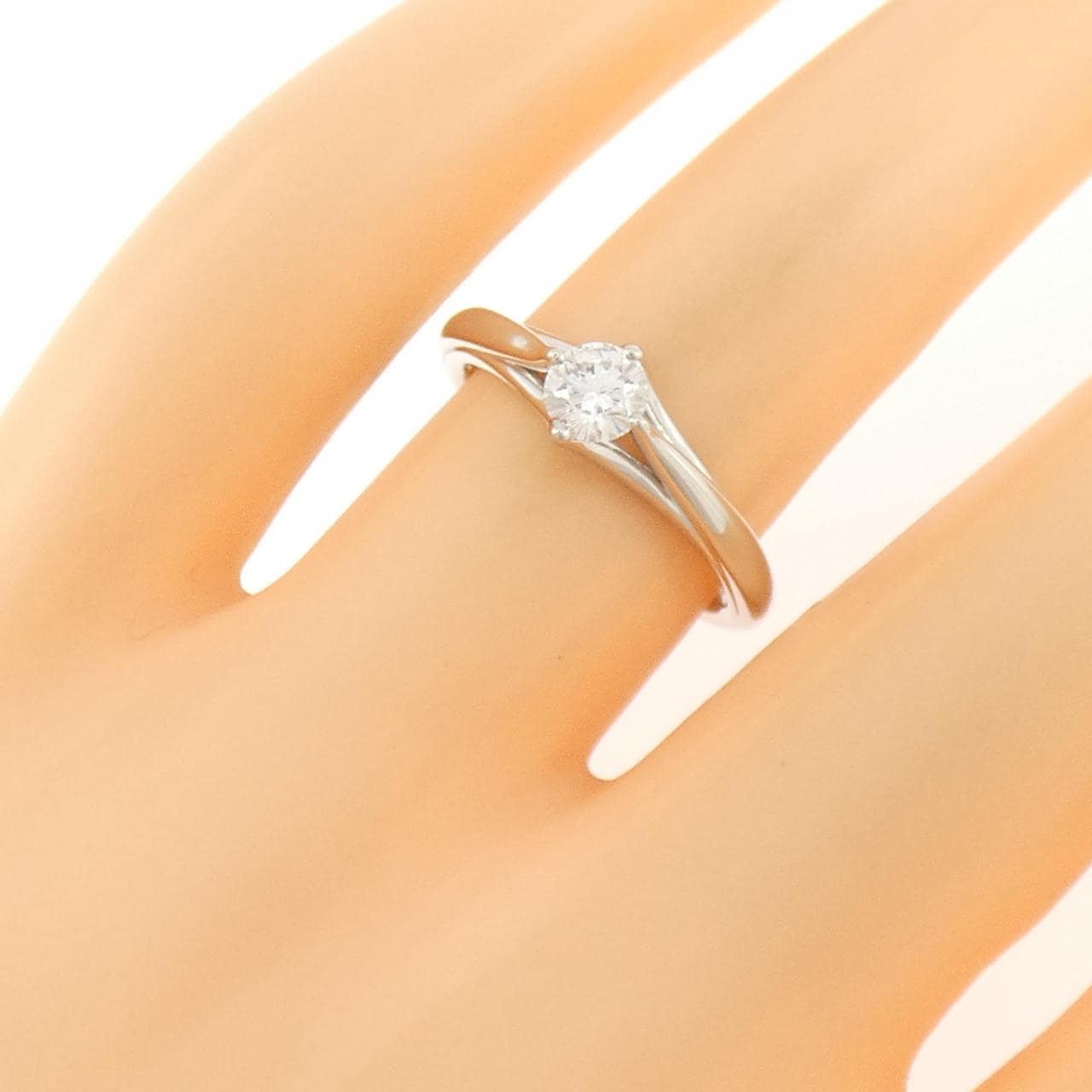 PT950 ダイヤモンド リング 0.30CT