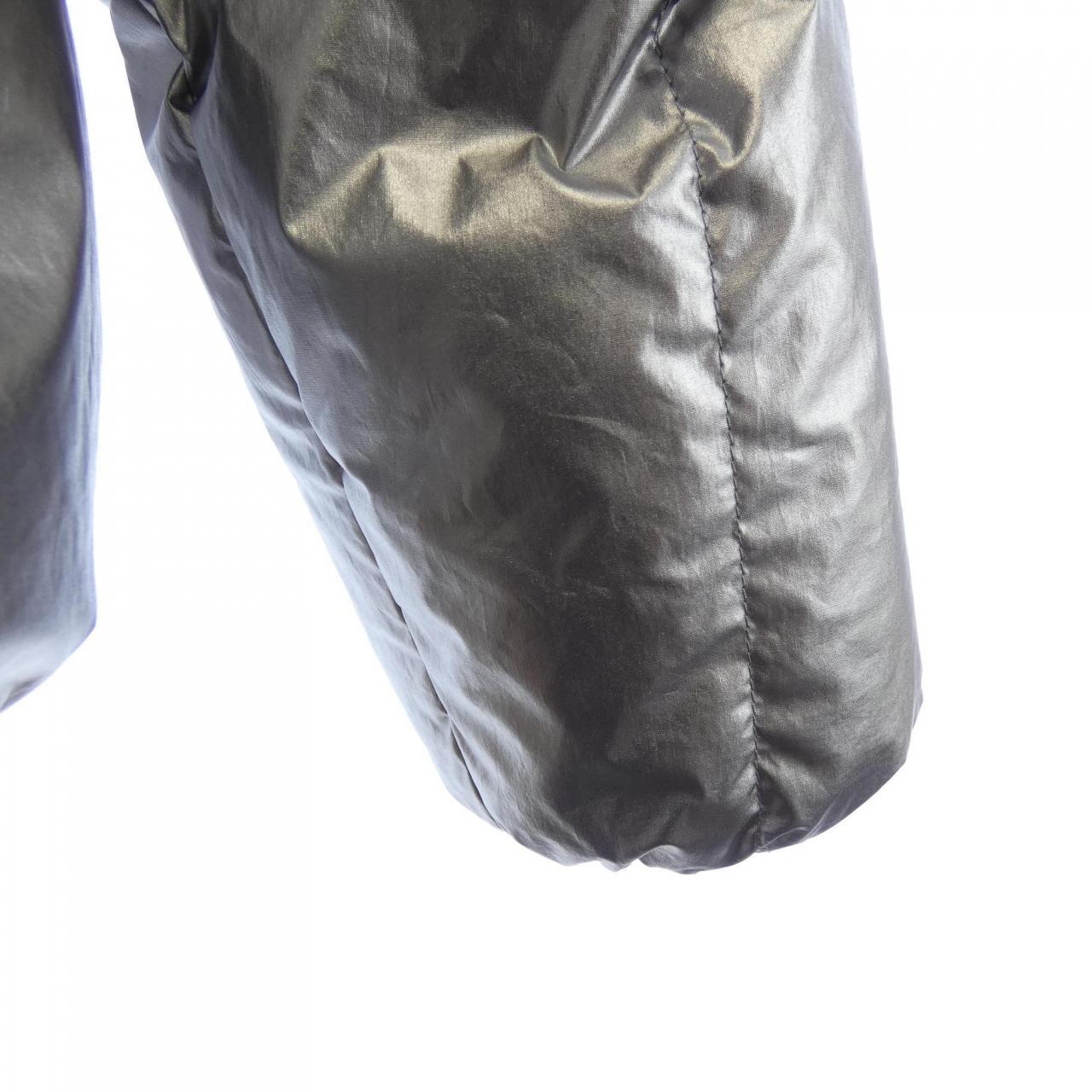 モンクレール MONCLER PARANA ダウンジャケット