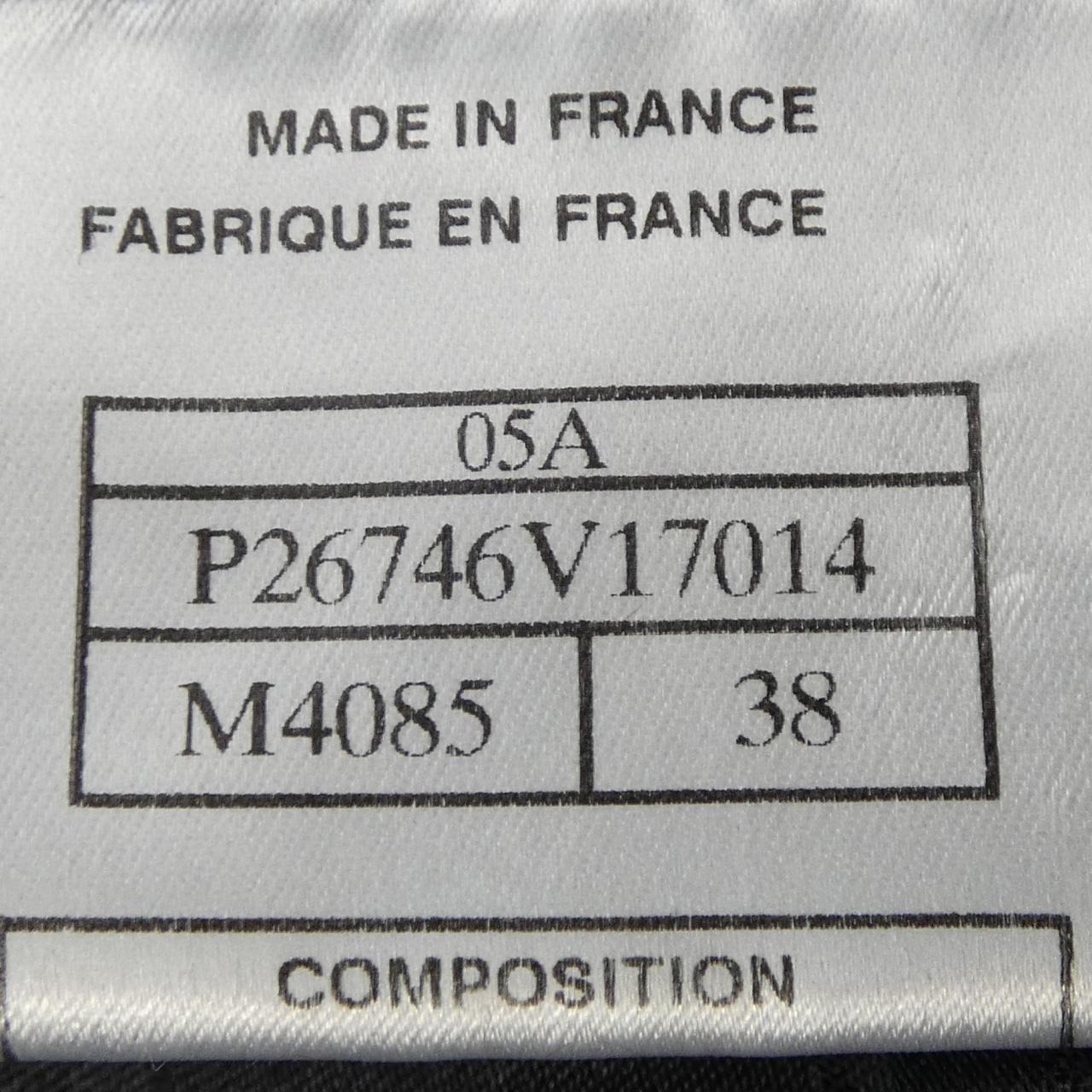 【ヴィンテージ】シャネル CHANEL P26746V17014 05A. ノーカラージャケット