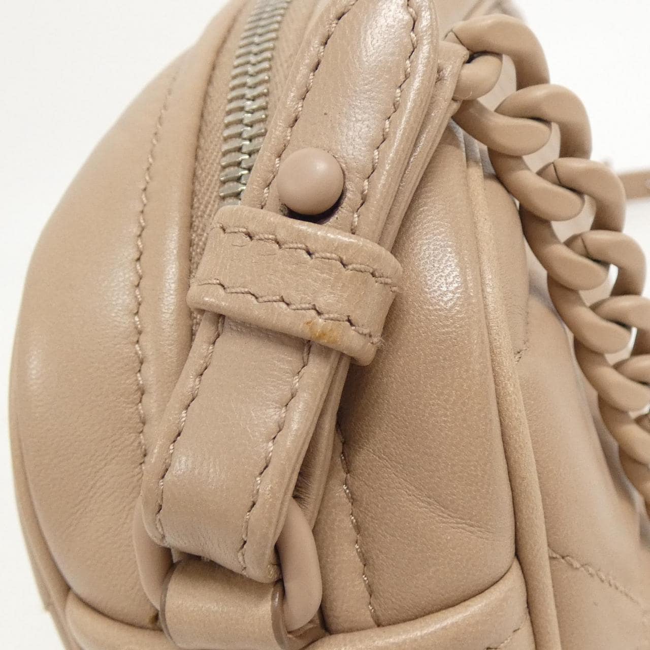 Prada 1BH141肩背包