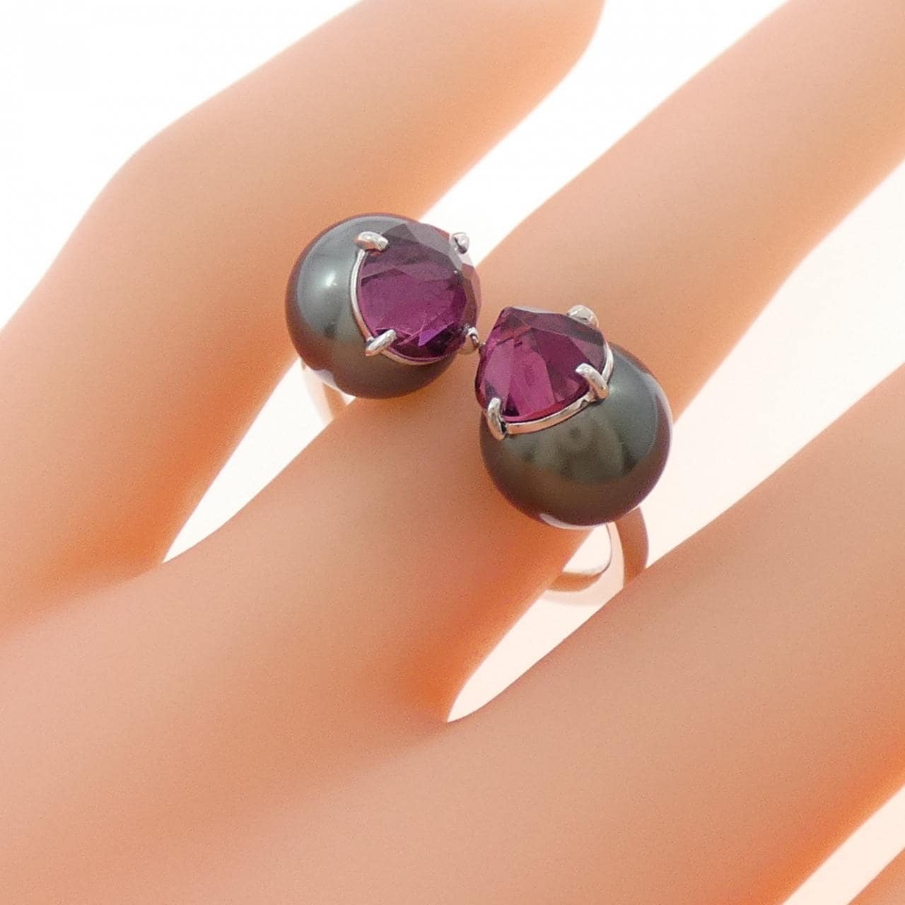 タサキ リファインド リベリオン スグネチャー リング