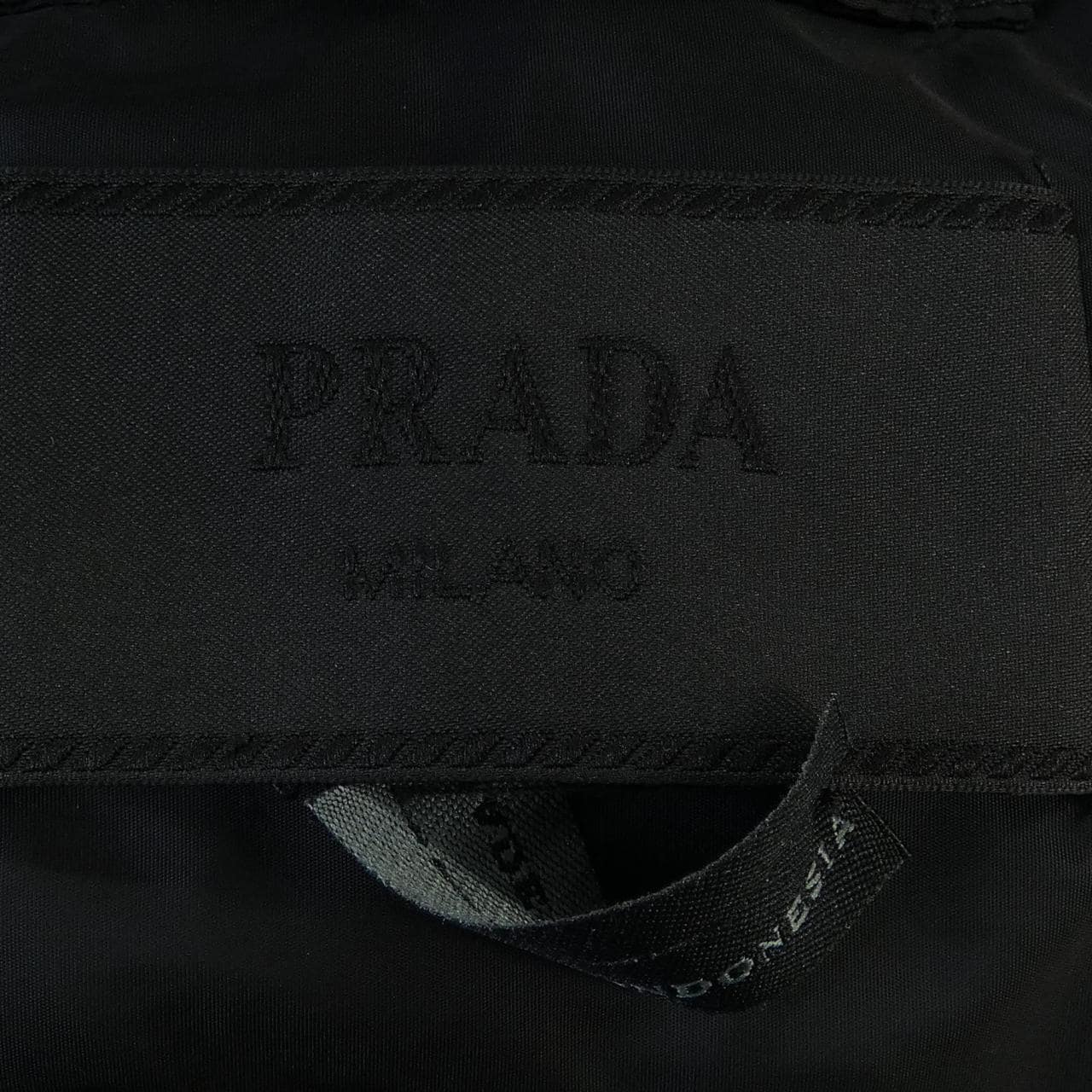 プラダ PRADA トライアングルロゴ SGH278 R132 Q04 ジャケット
