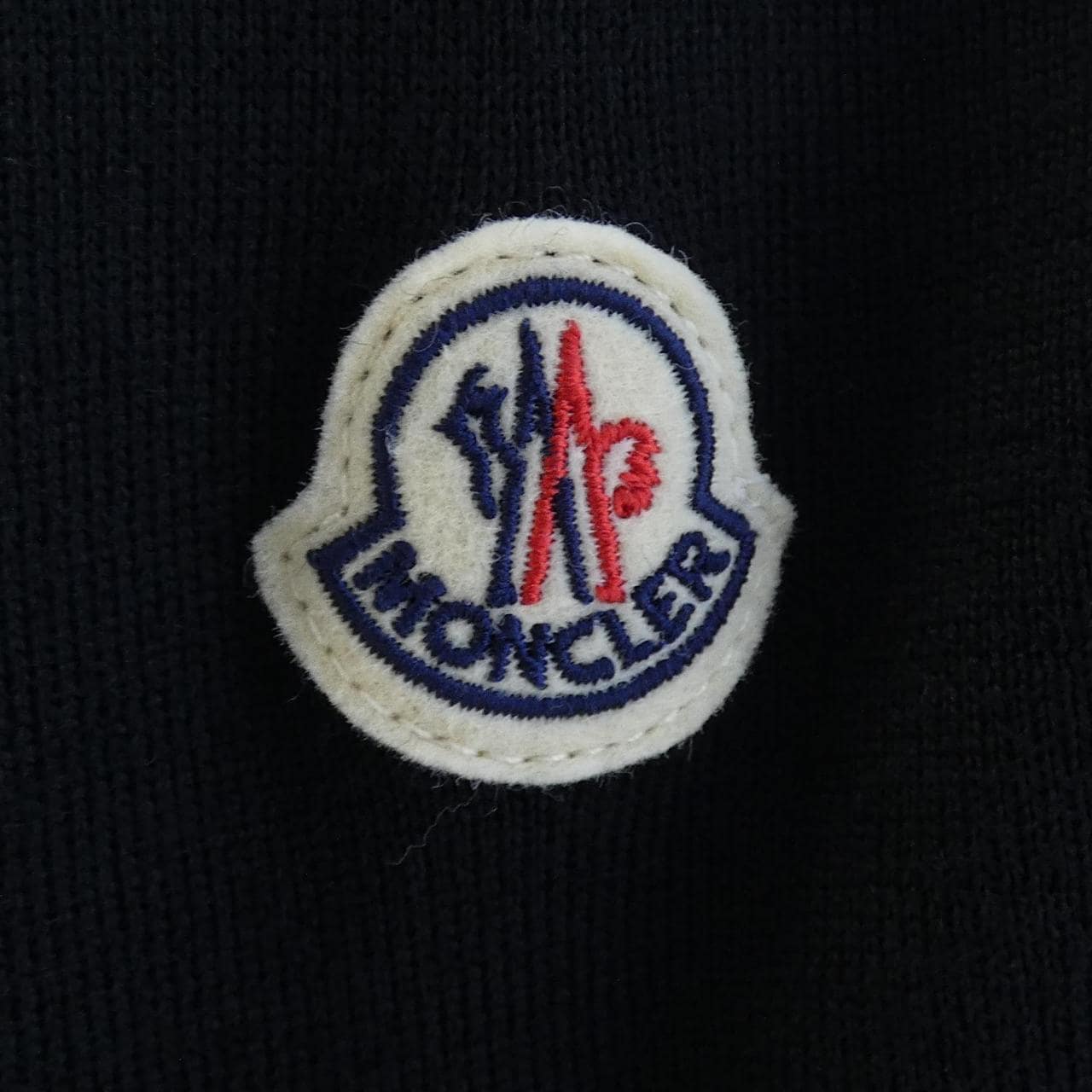 【新品】モンクレール MONCLER K20939B00023 ダウンジャケット