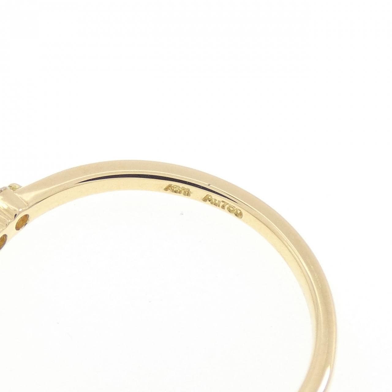 アーカー エメピンキー リング 0.10CT