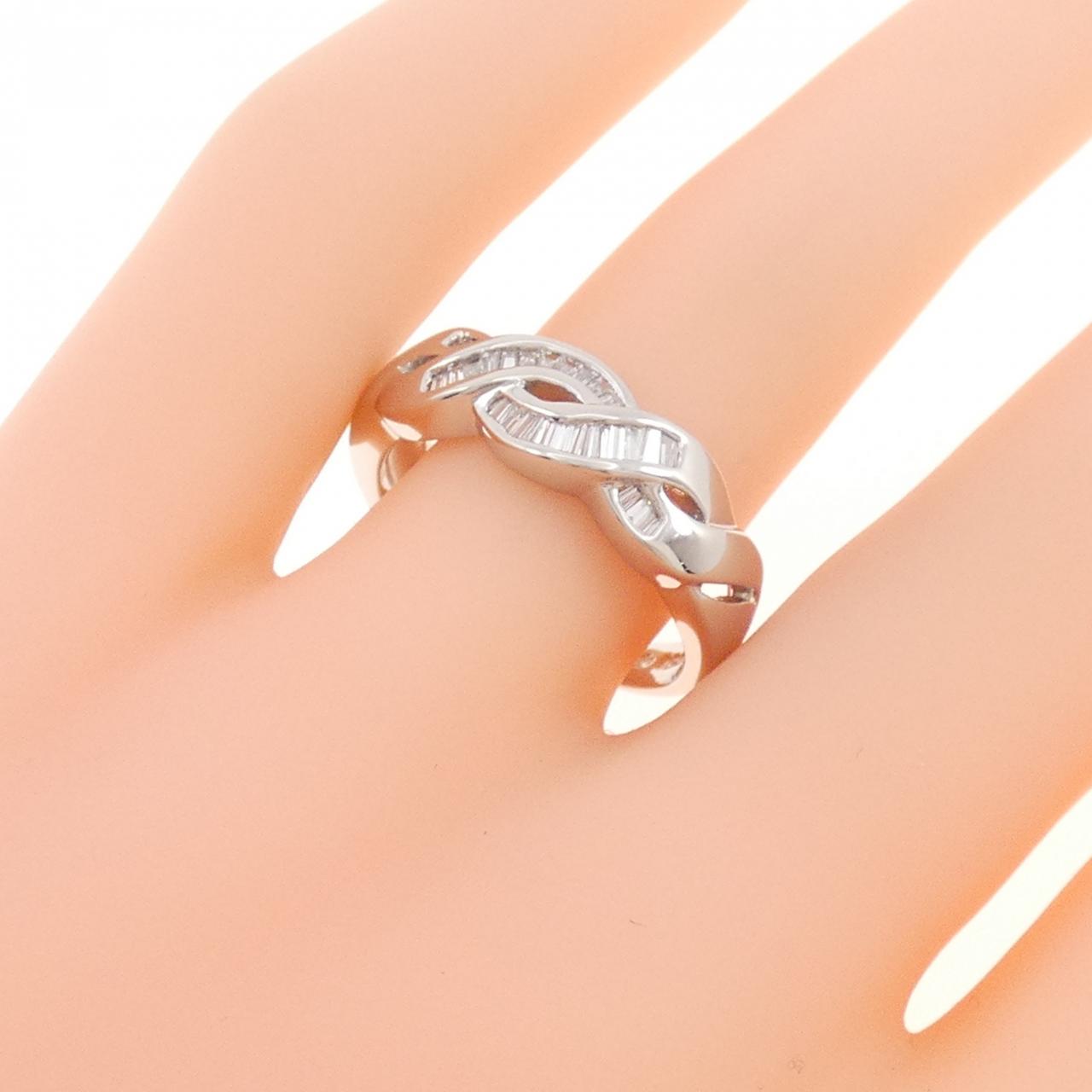 PT850 Diamond Ring 0.28CT