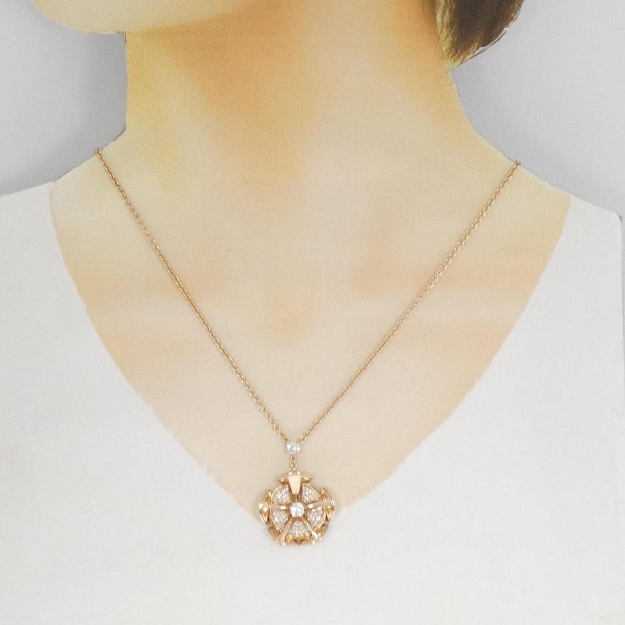 ブルガリ ディーヴァ ドリーム ネックレス