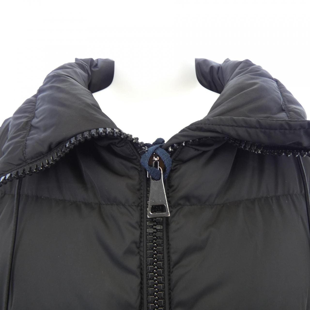 モンクレール MONCLER VIBURNUM ダウンコート